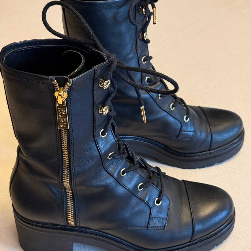 Michael Kors Black Ankle Boots - Picture 4 of 13